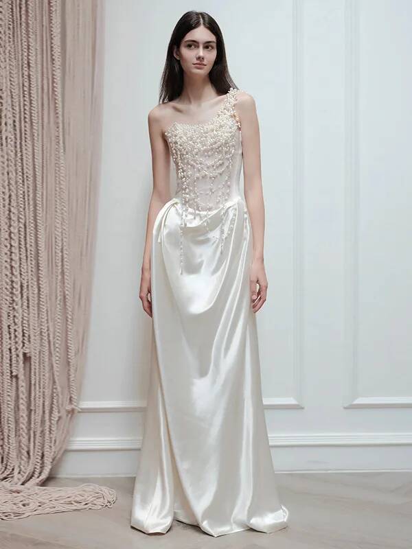 Cos 2025 robe de soirée frança - Slip Dress Satin avis et prix